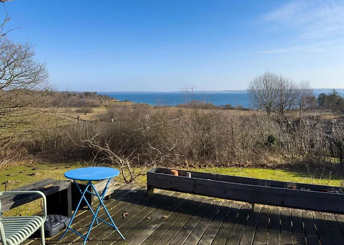 Cozy In With House Sea View Feriehus Knebel